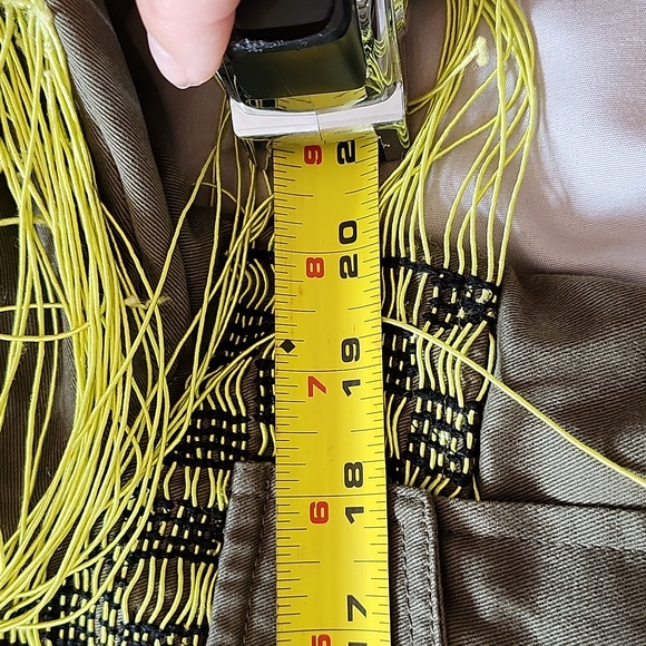 NWOT Women's Army Green Guess LA Button Up Jacket with Fringe Size S - Picture 6 of 9